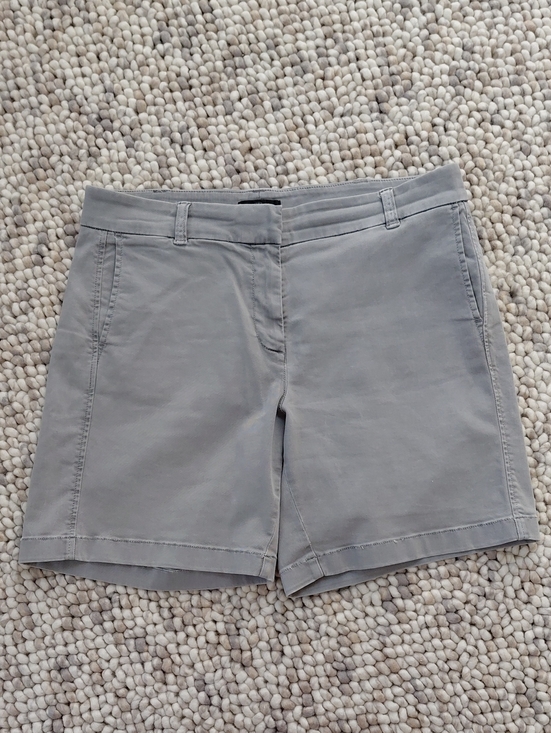 J. Crew Pants - Classic Women's J. Crew Shorts in Light Gray